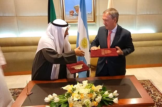 Schiaretti pone el gancho y trae US$ 50 millones para el acueducto