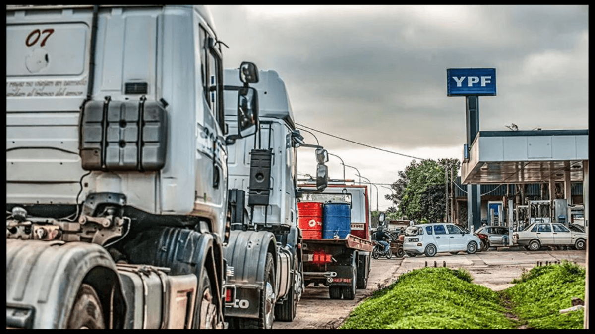 Transportistas cordobeses ven escenario más complicado y prenden velas a suba en el corte de biodiesel