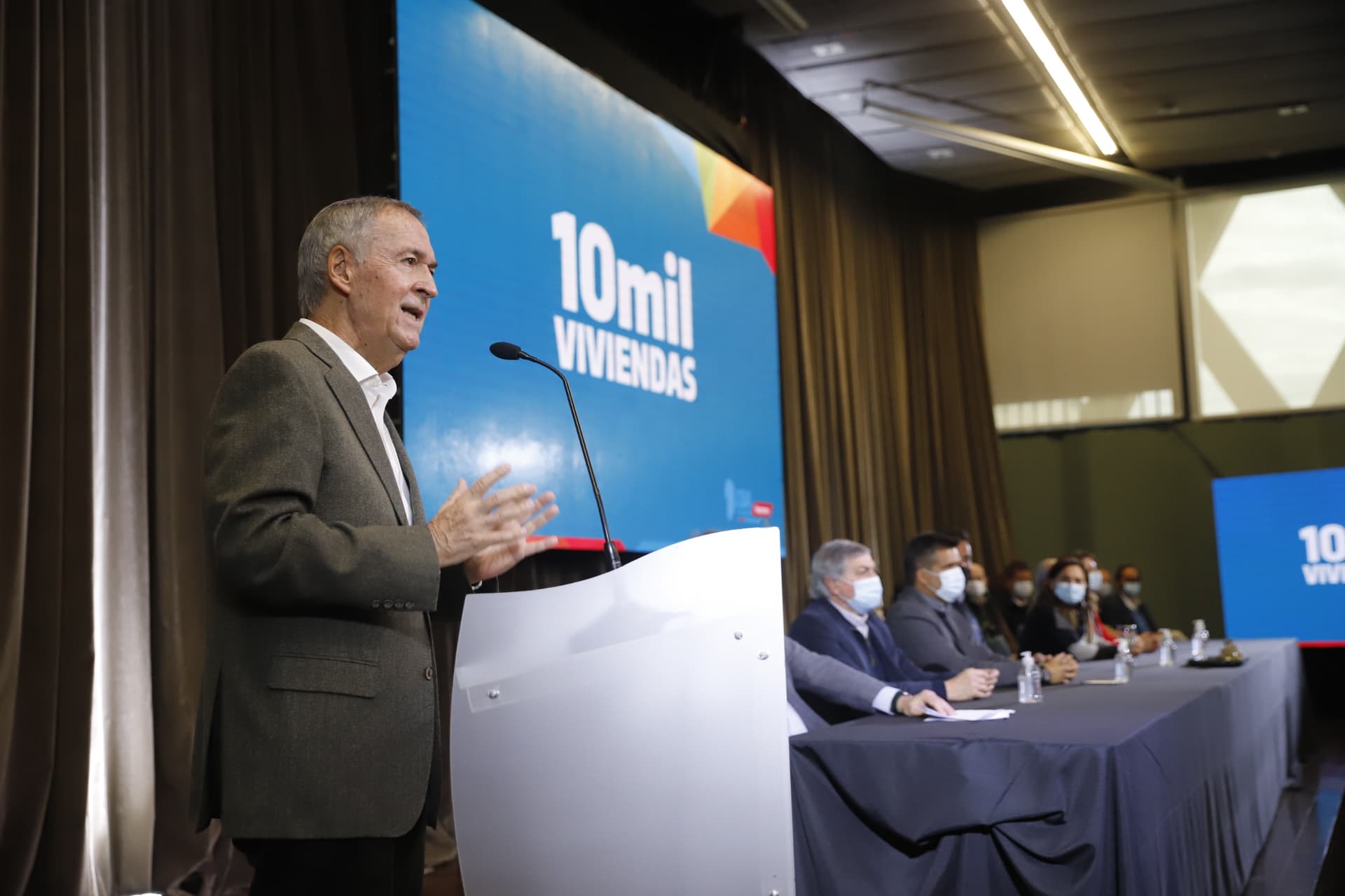 Schiaretti anunció un fondo para la construcción de viviendas