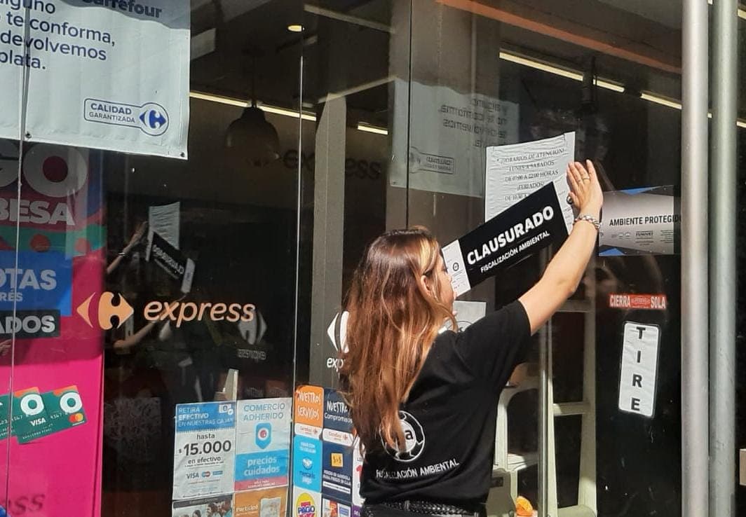 La Muni le pone faja de clausura a una cadena de supermercados