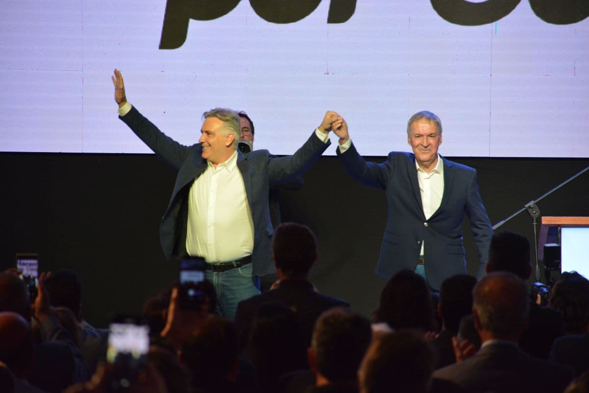 Llaryora lanzado: se acelera la interna para completar la fórmula