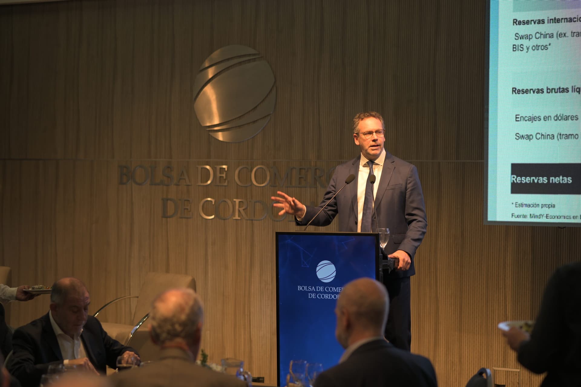 ¿La economía aguanta? Para Sandleris, la inflación de este año será del 150%