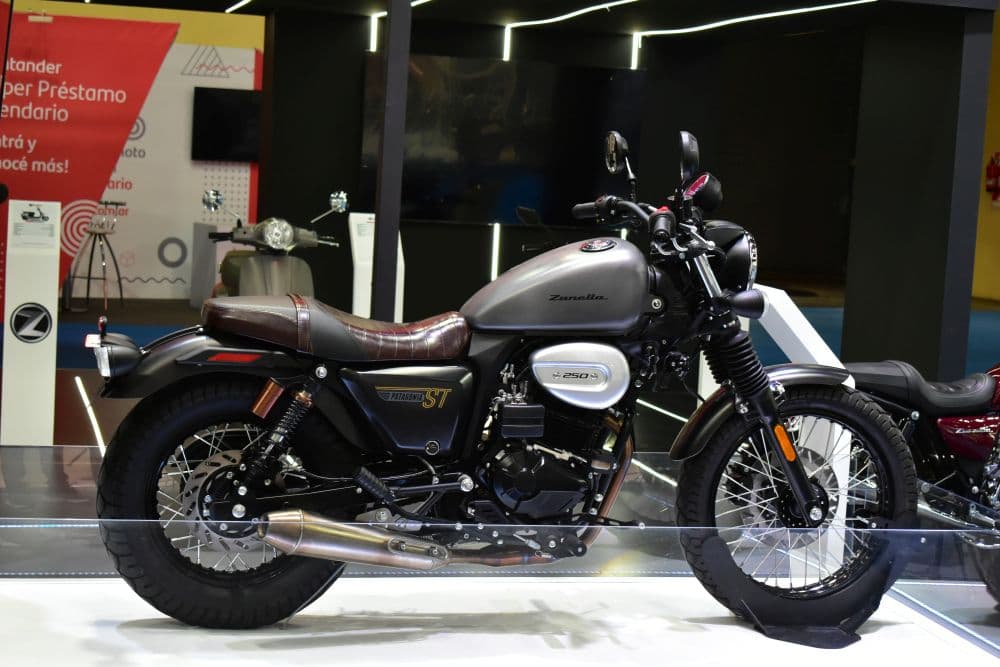 Salón Moto 2023: Zanella anticipó lo que viene junto a Campeones del Mundo