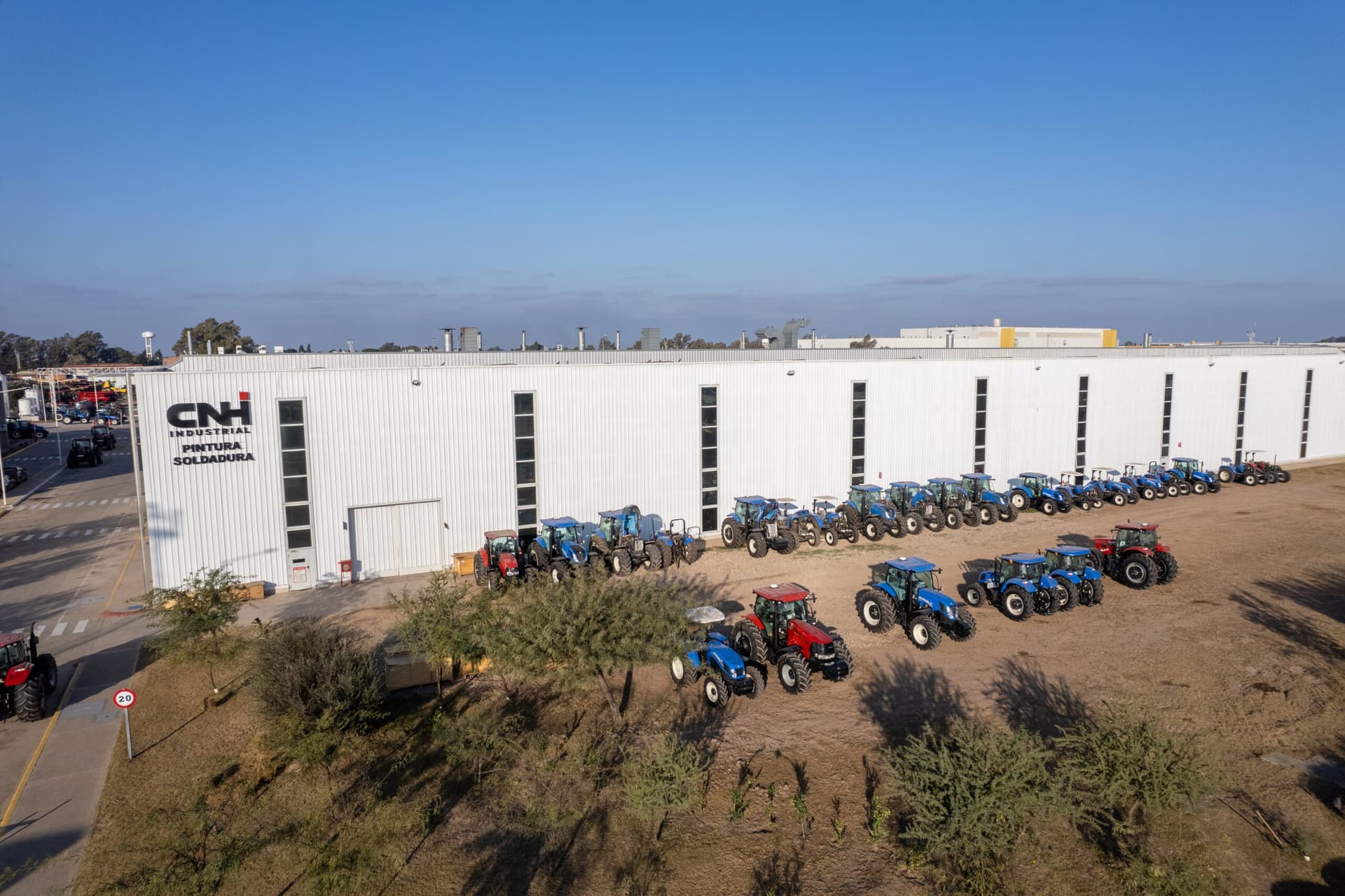 Con una mega inversión, CNH se afianza en la industria nacional