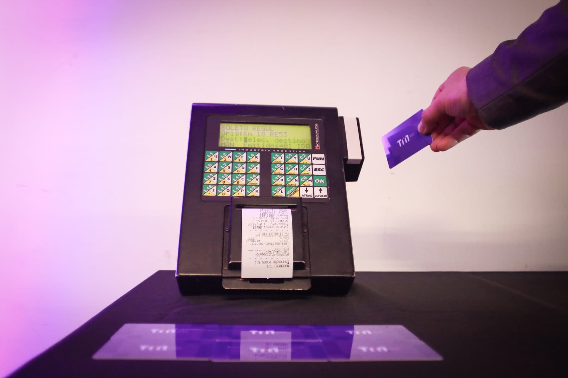 Tarjeta TIN le pone fin al pago en efectivo de boletos interurbanos: cómo funciona