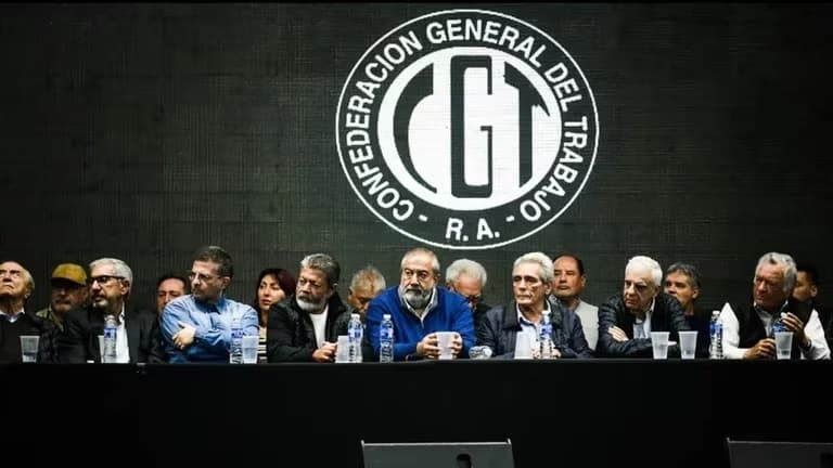 Fuerte golpe al Gobierno: Justicia suspende la reforma laboral