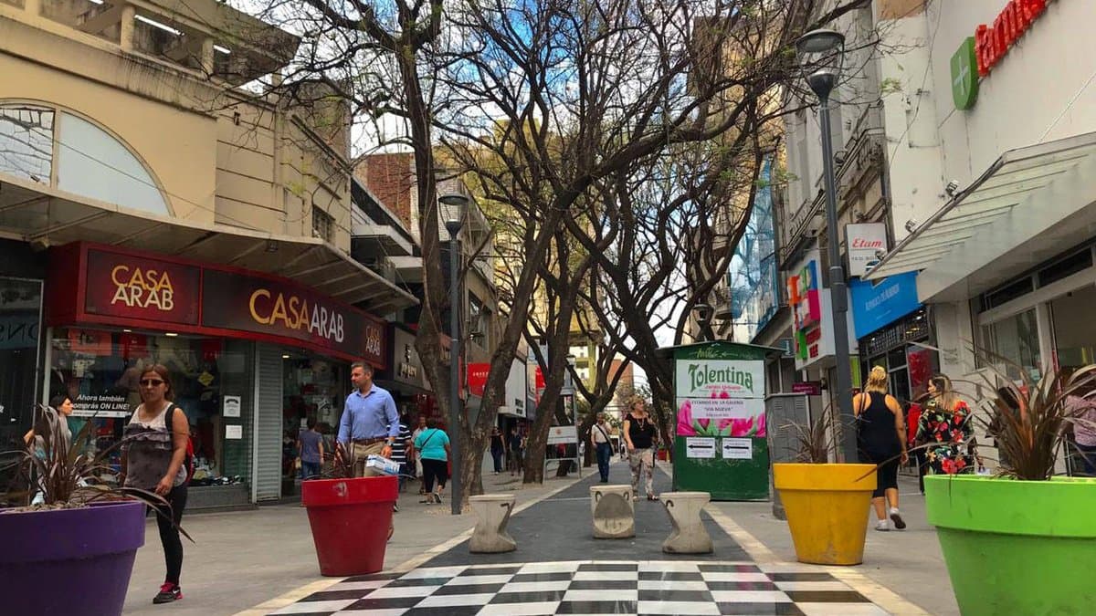 Se aleja la recuperación en “V”: comerciantes esperan el repunte hacia fin de año