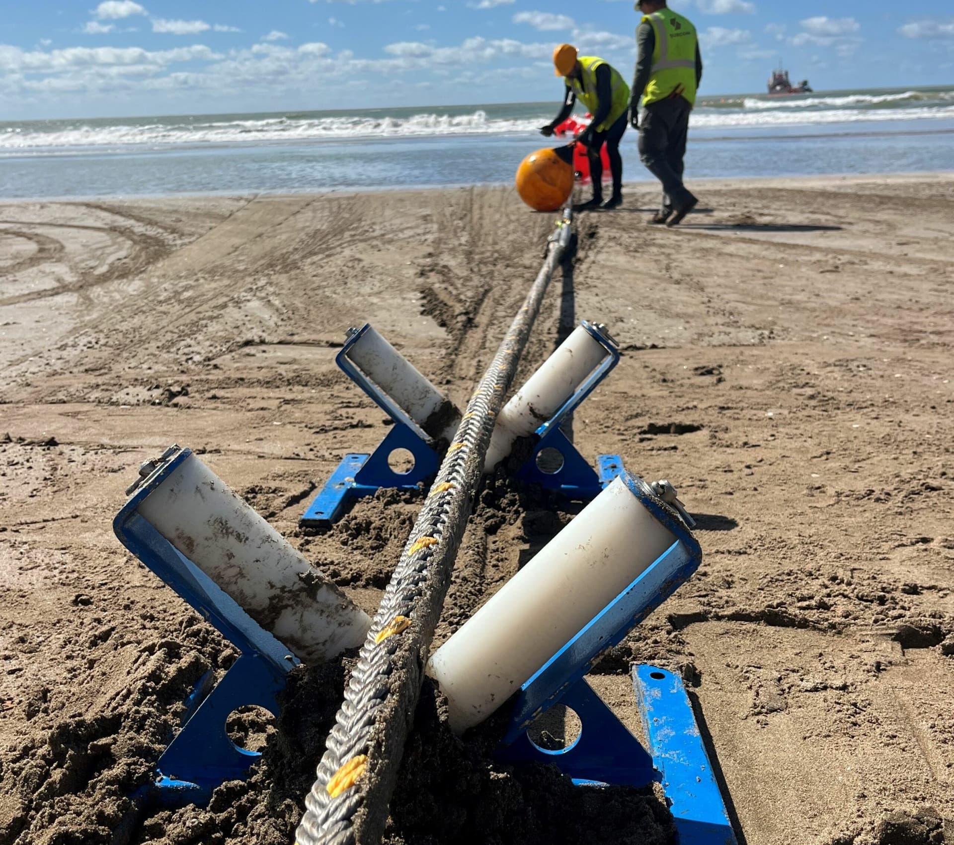 Cómo es «Firmina» el cable submarino de Google que conecta EEUU con Argentina