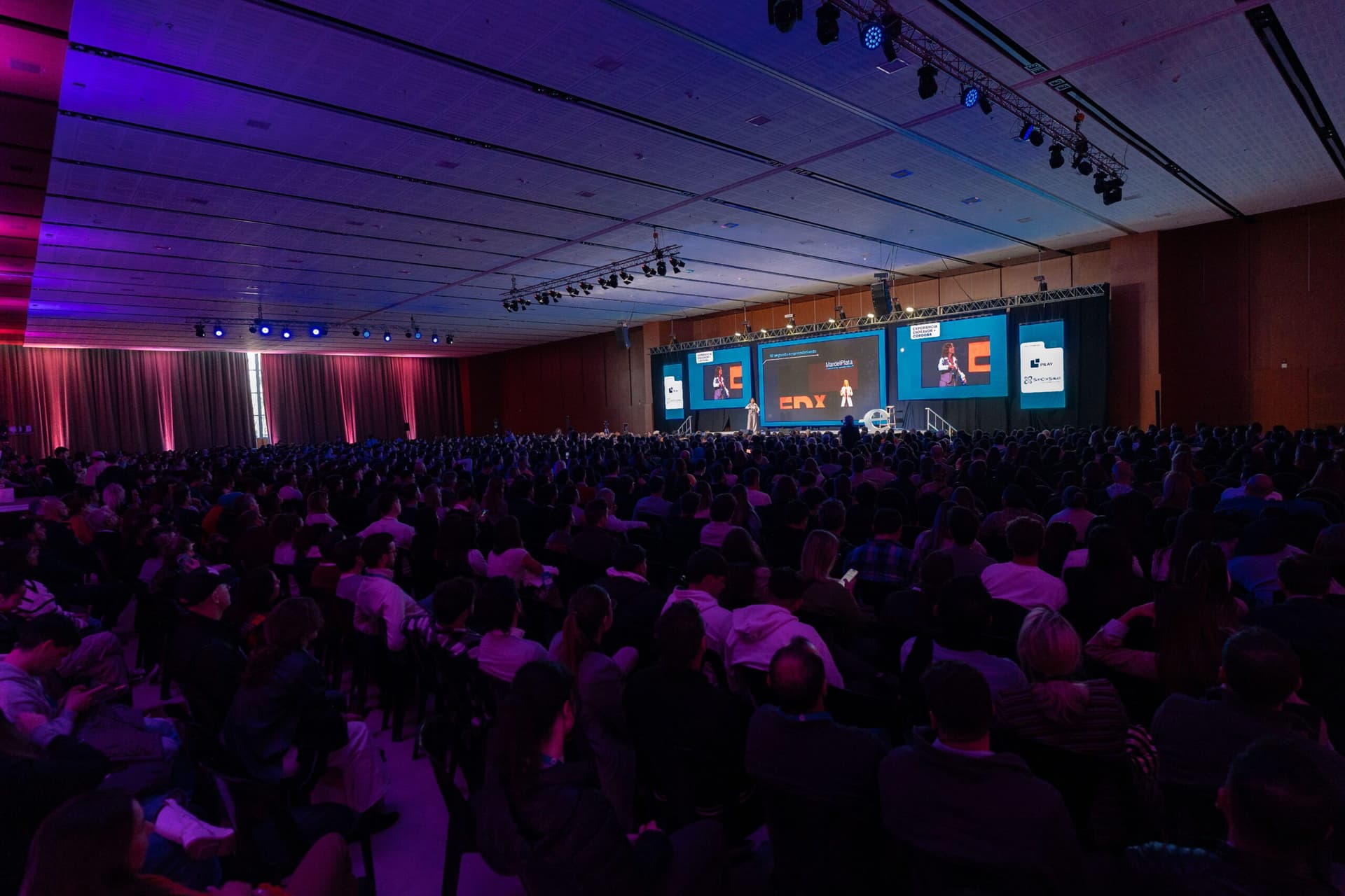 Lo que dejó Experiencia Endeavor: IA y el futuro del emprendedurismo (4.500 personas dijeron presente)