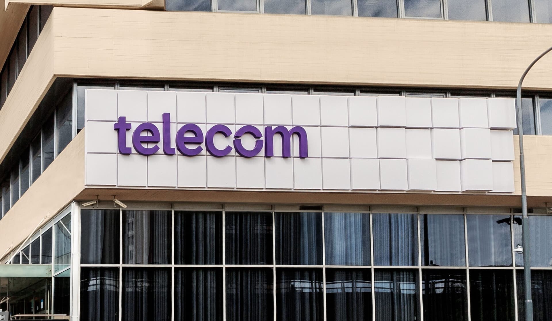 Telecom emitió deuda por U$S 800 millones y marca un hito para el sector privado