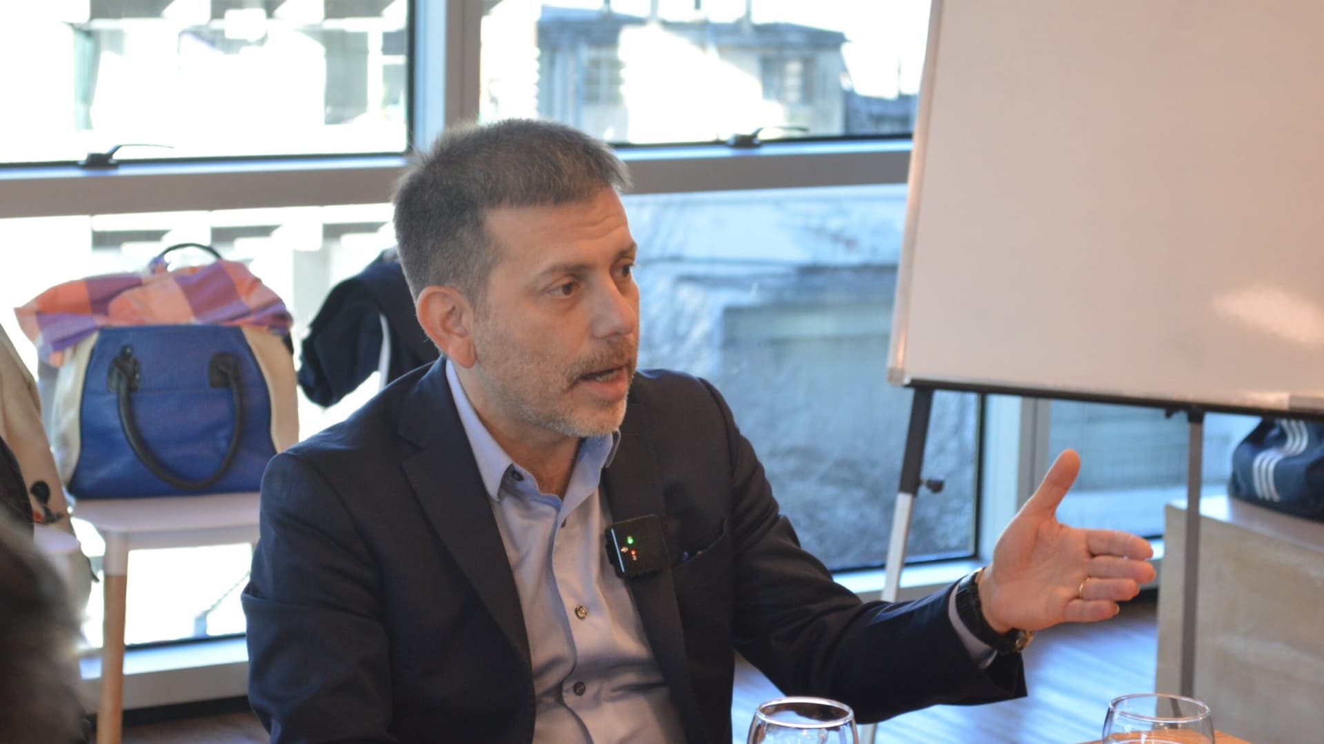 Desde el subsuelo: señales de mejora en una economía aún desconectada del bolsillo