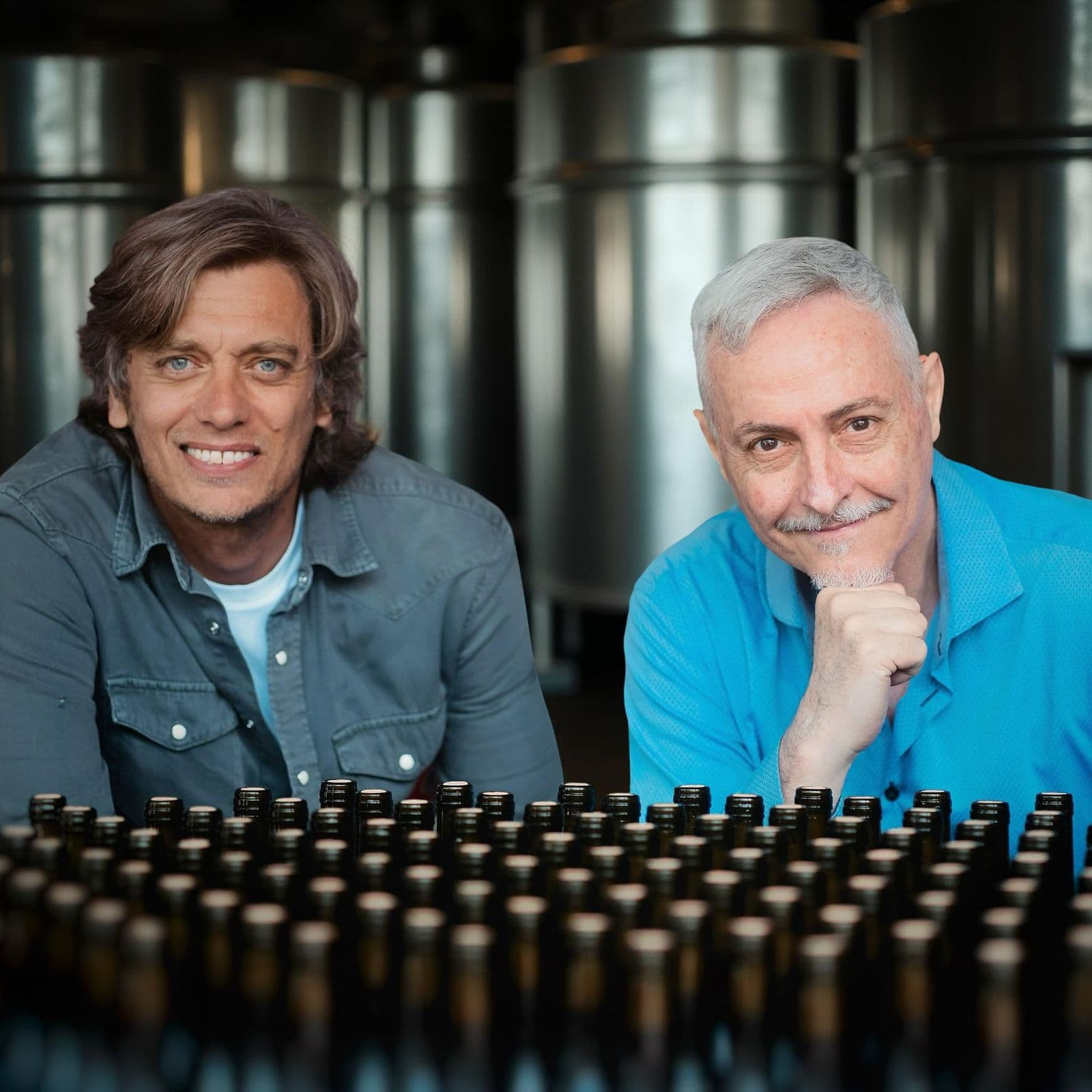Pedro Aznar y Fran Evangelista de CrowdFarming.Wine presentan los vinos Akasha, en Córdoba