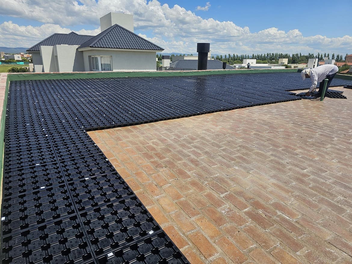 Bien Cordobés: casetones recuperables y terrazas ajardinadas, la apuesta de un emprendedor por la construcción sustentable