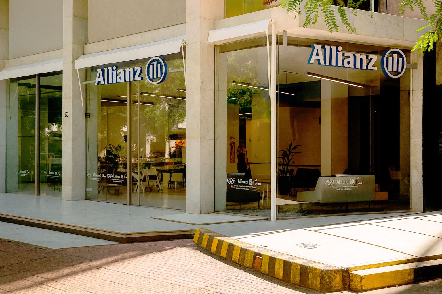 Allianz apuesta por Córdoba: inaugura una oficina moderna y colaborativa en pleno centro