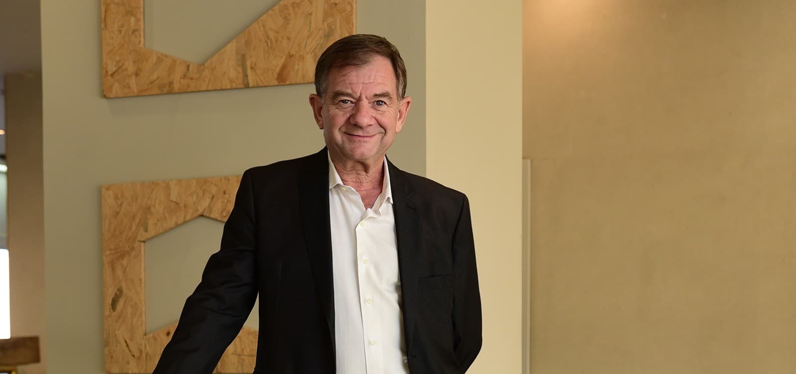 Manfrey invierte US$ 2,5 M para completar su tambo robotizado y apunta a crecer en 2026