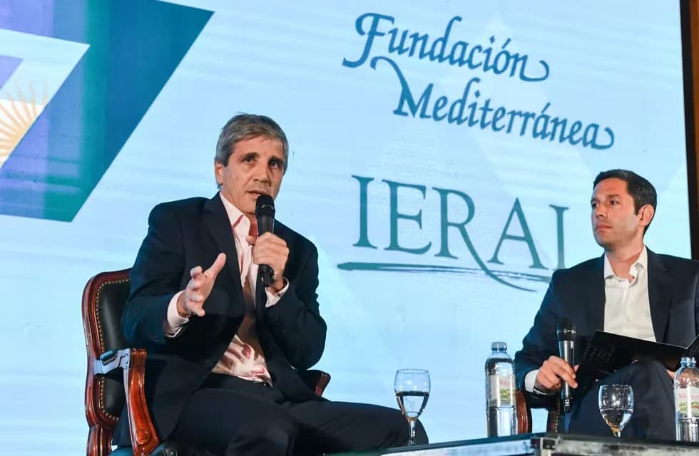 Caputo frente a empresarios: inflación, quita del cepo y la fórmula para bajar impuestos