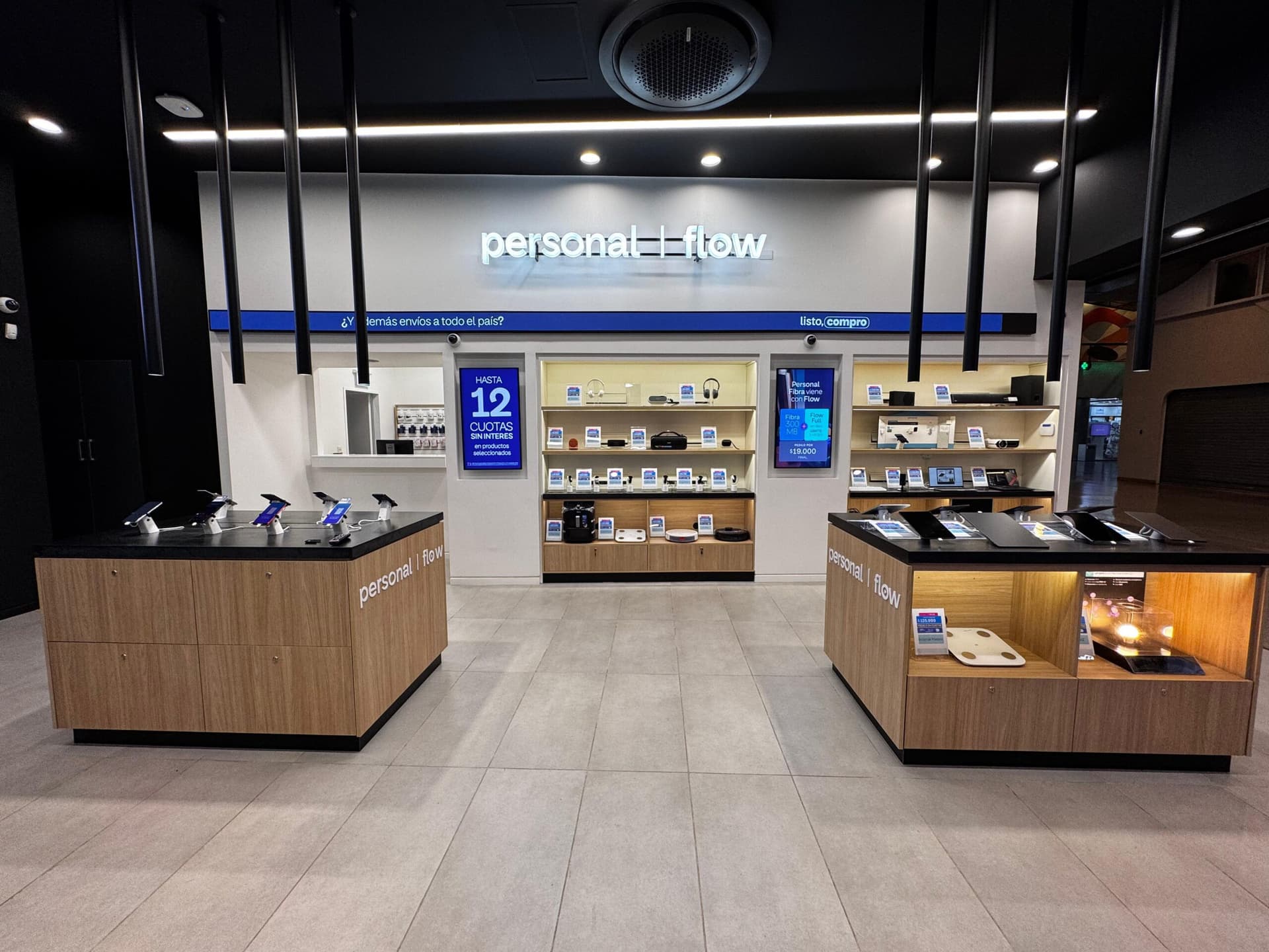 Personal y Flow apuestan a un retail inmersivo y desembarcan en Dino Mall